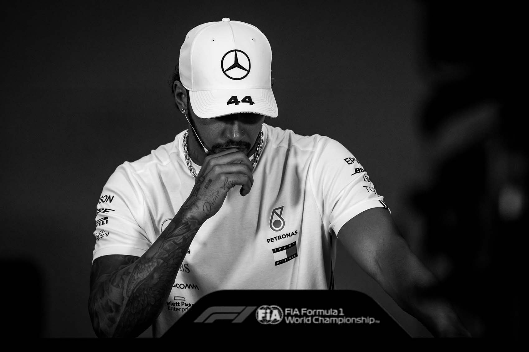 Hamilton: Sokkoló, hogy elindult az Ausztrál Nagydíj!