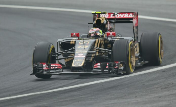 pastor maldonado, lotus