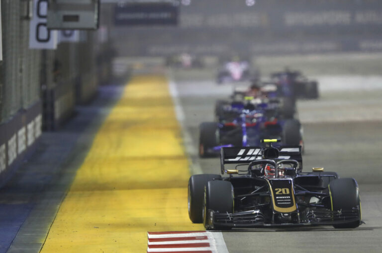 Magnussen, Racingline