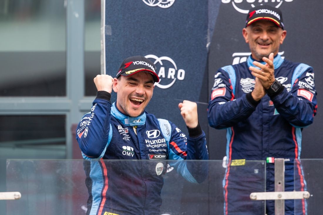 Egy győzelem és egy kiesés Michelisz vasárnapi mérlege Ningboból