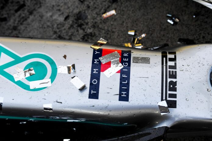 Mercedes, racingline