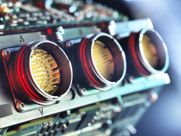 McLaren, racingline.hu