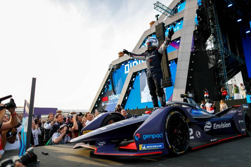 Sam Bird sikerével indult a Formula E hatodik szezonja