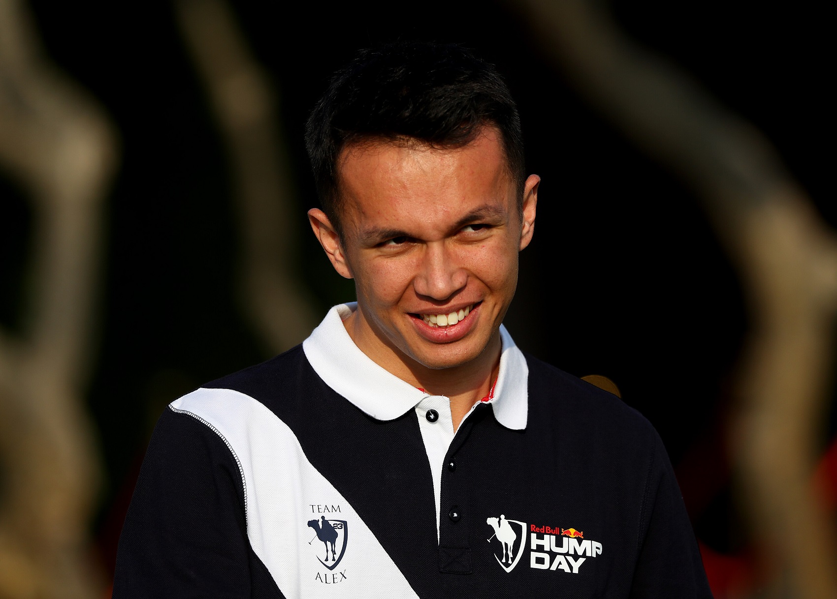 Albon felvenné a kesztyűt Verstappennel 2020-ban