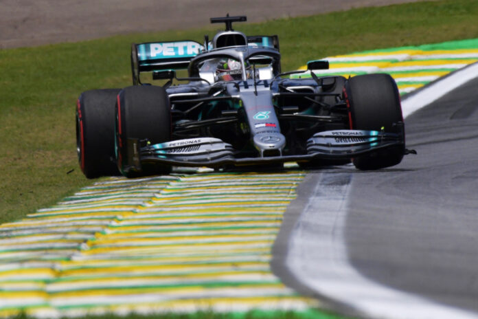 hamilton Mercedes racingline.hu