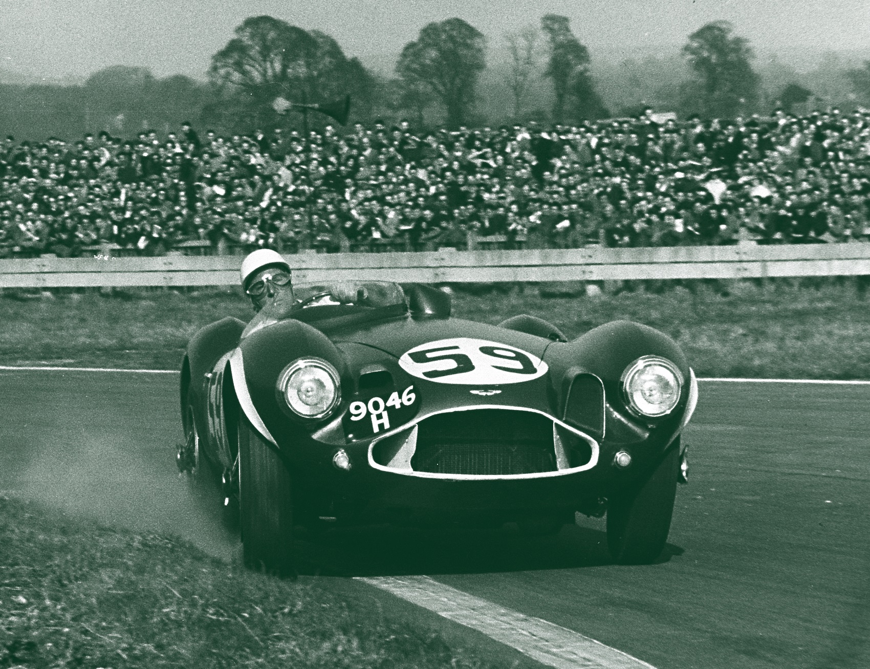 Jön az Aston Martin F1? Lawrence Stroll ajánlatot tesz a brit márkára!