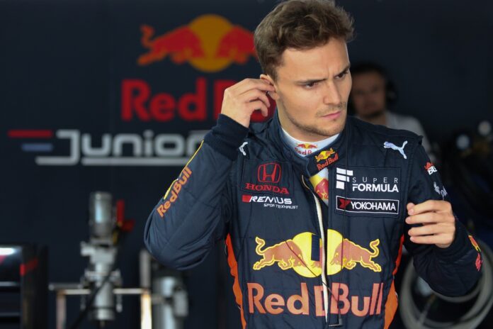 Auer, Red Bull, Racingline