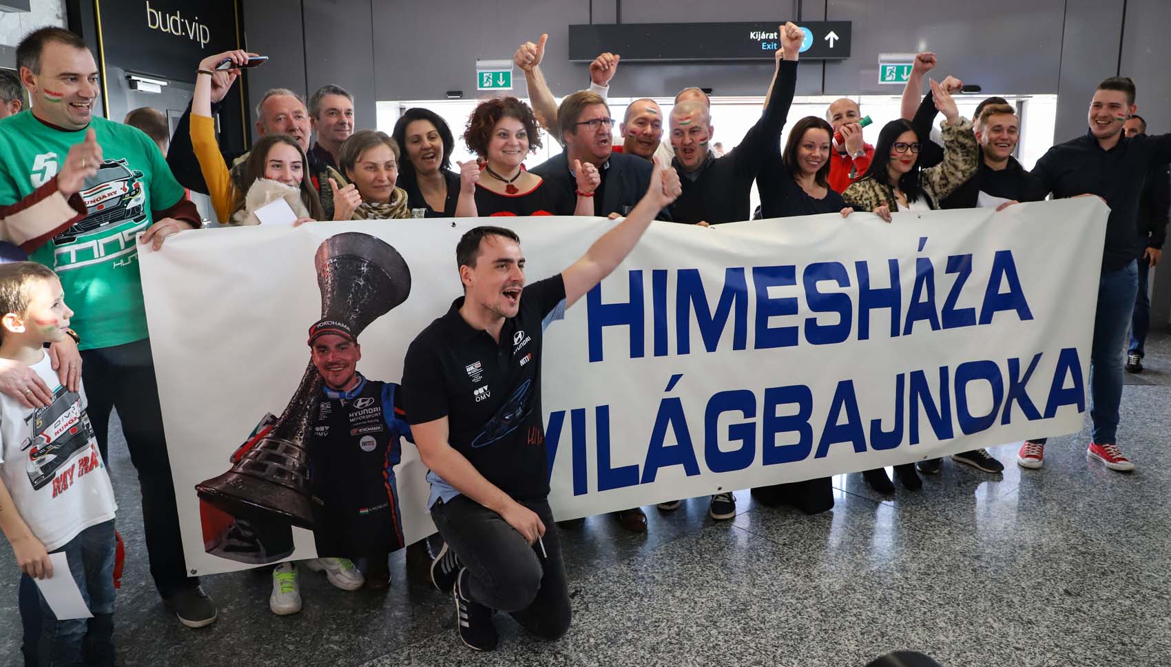 Michelisz Norbi bajnokként tért haza tegnap!