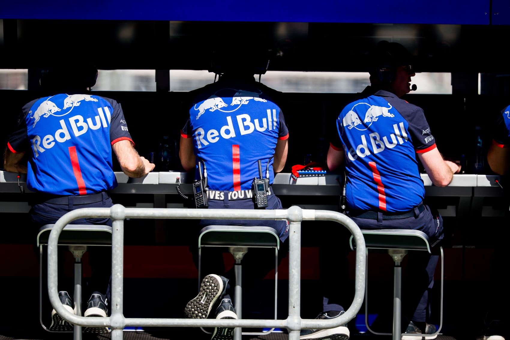 Legális kémkedés az F1-ben, avagy hogyan “hallgatják le” egymás rádióját a csapatok