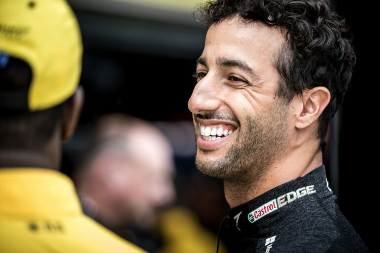 Ricciardo, racingline
