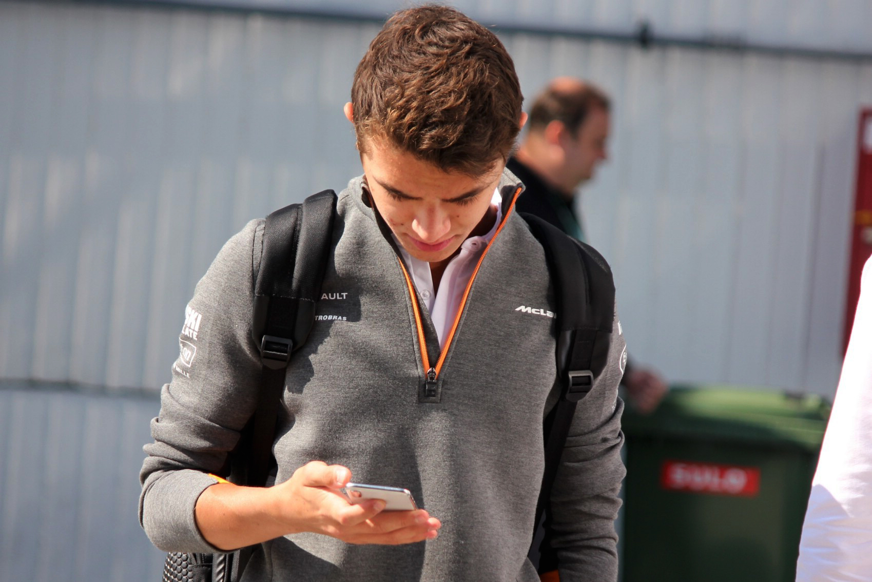 Lando Norris debütált a fiatalok új kedvenc platformján, a TikTokon!