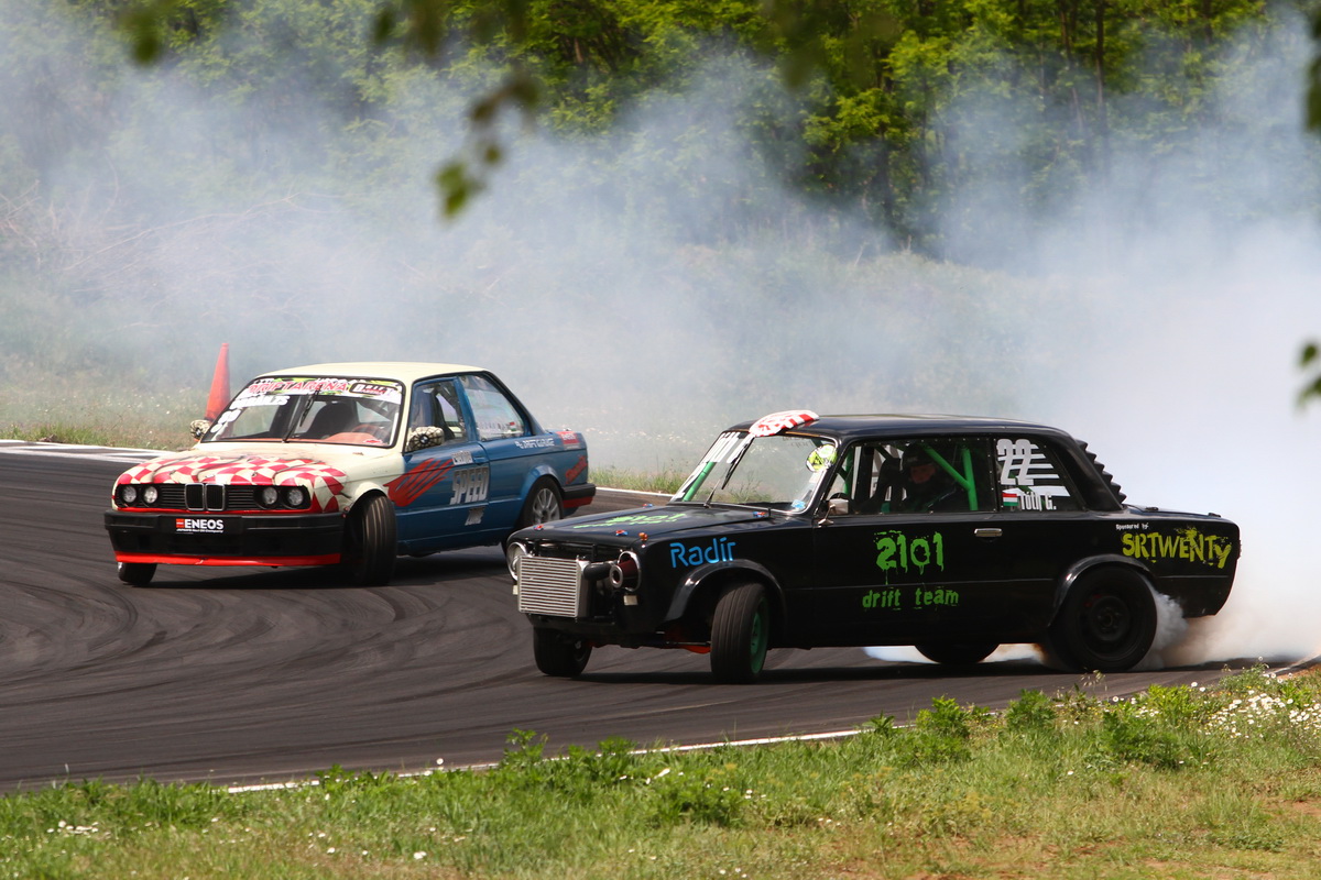 Kunmadarason indul a drift szezon