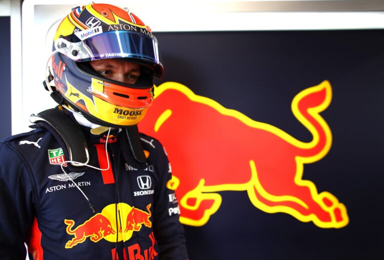 Albon, Red Bull, racingline