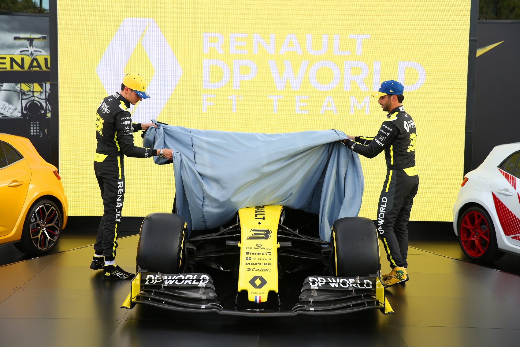 Ausztráliában fedte fel festését a Renault, új névadó szponzoruk is lett!