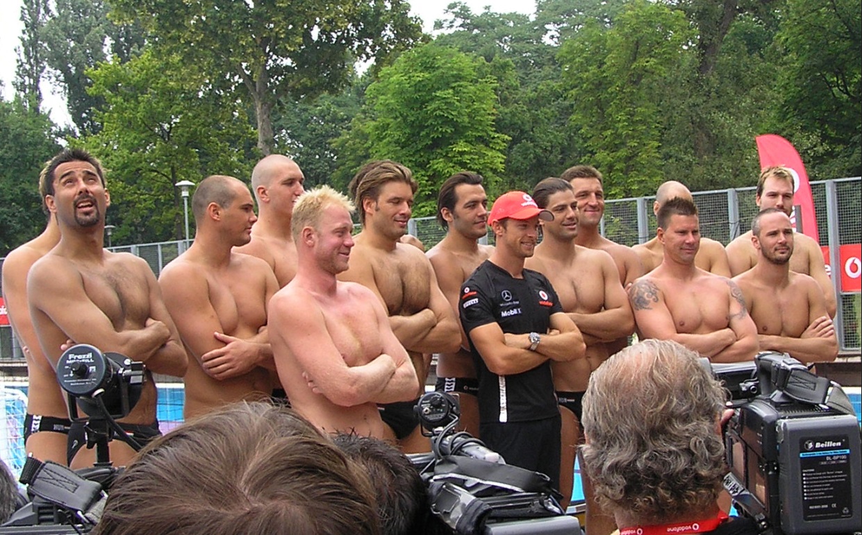 Jenson Button és a magyar férfi vízilabda-válogatott, 2011, puzzle