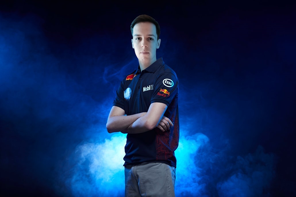 Bánki Bence csatlakozott a Red Bull Racing Esport csapatához!