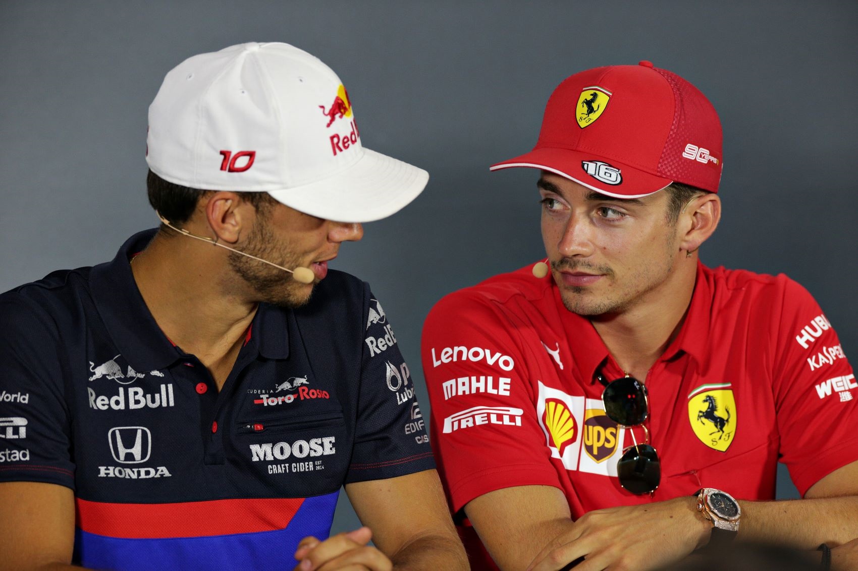 Így reagált Leclerc és Gasly, mikor szembesültek az előzetes versenynaptárral