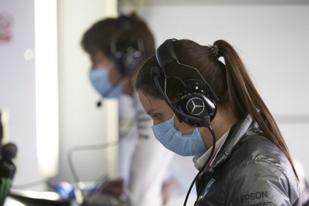 Mercedes, racingline