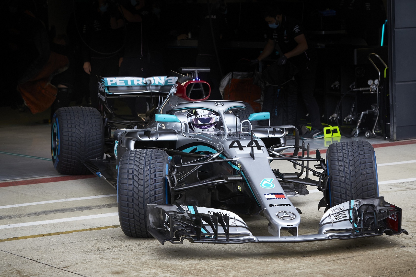 Lewis Hamilton, Mercedes, racingline