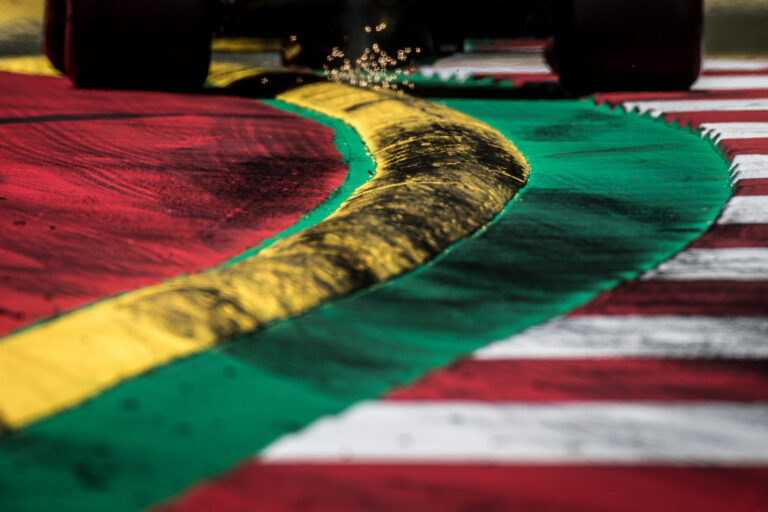 Red Bull ring, rázókő, f3