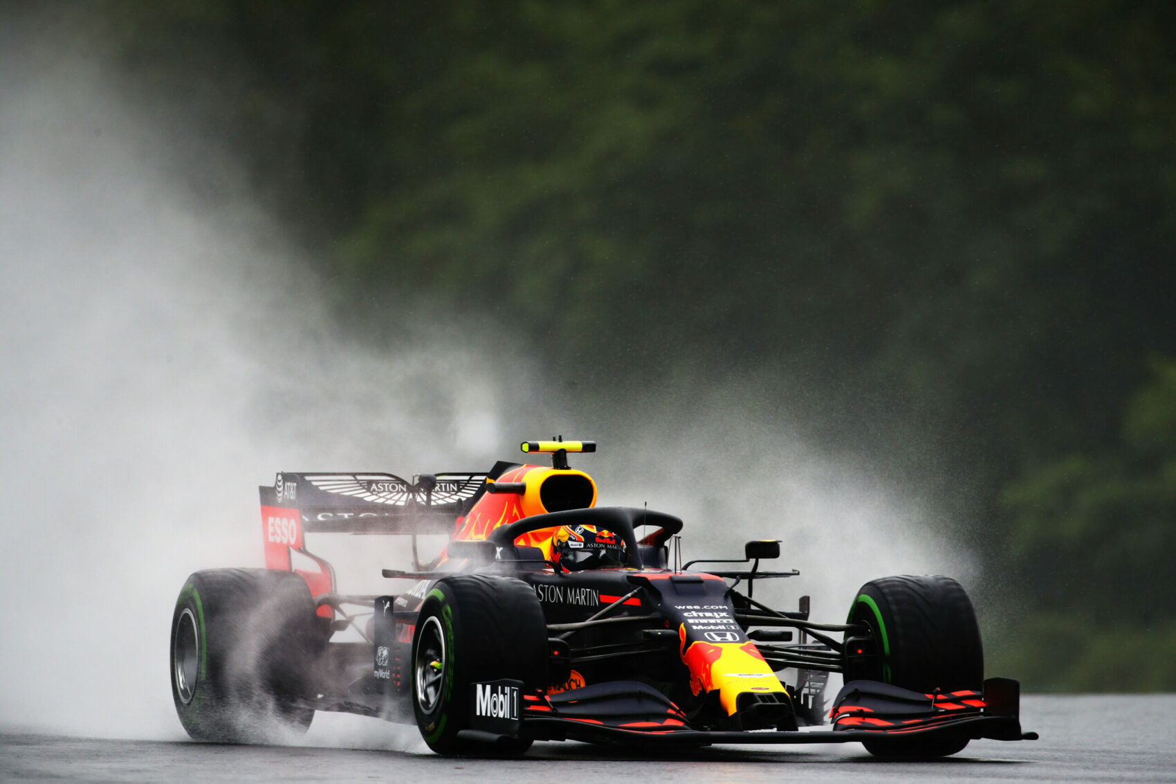 Red Bull, racingline