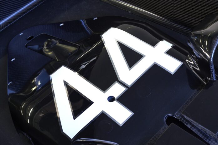 Lewis Hamilton, Mercedes racingline.hu