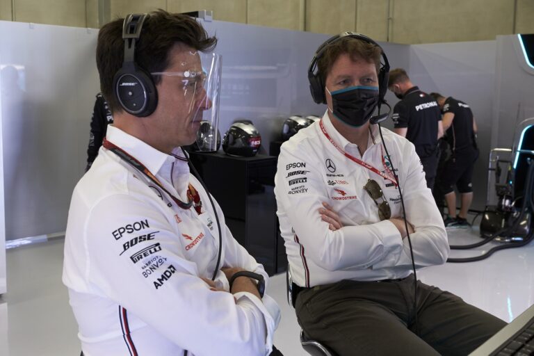 Toto Wolff, Mercedes, racingline