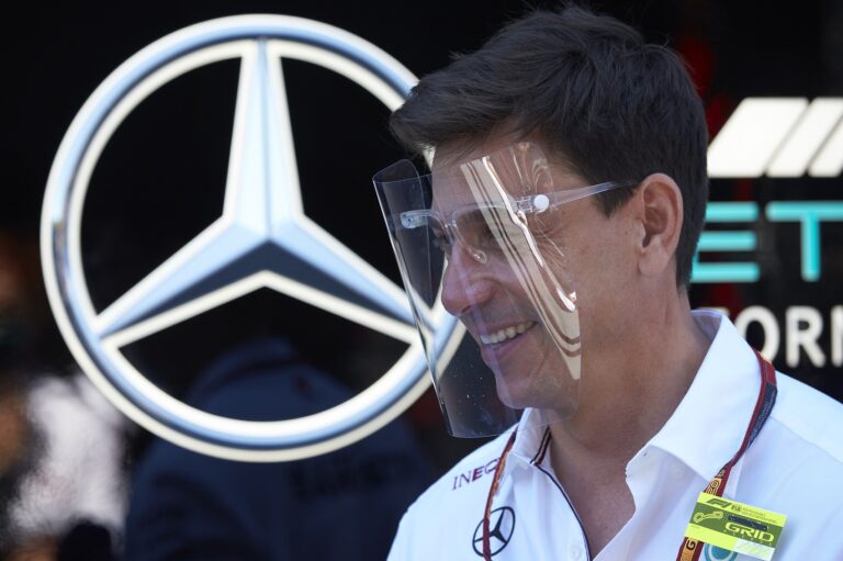 Toto Wolff, Mercedes, racingline