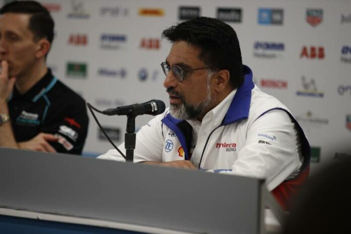 Mahindra, Gill, racingline