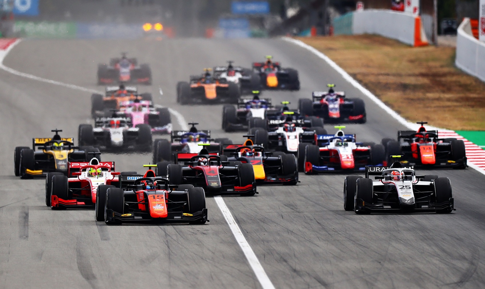 Háromversenyes hétvégék lesznek jövőre az F2-ben és az F3-ban!