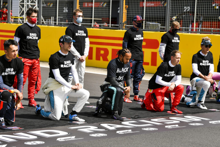 Lewis Hamilton, Take a knee