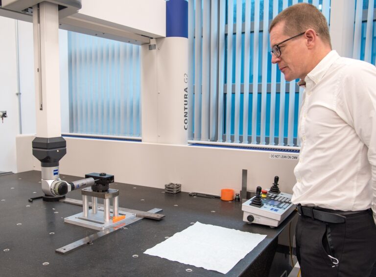 Andy Cowell, mercedes