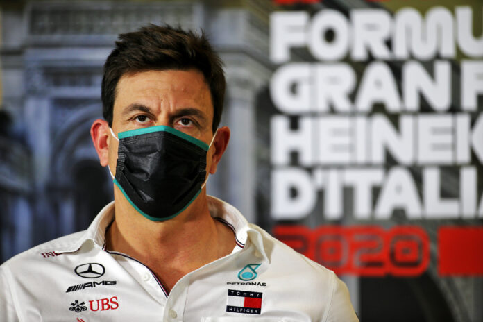 Toto Wolff, Mercedes, racingline