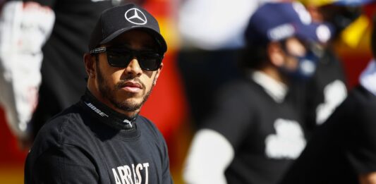 Lewis Hamilton, Mercedes, Petrov, racingline