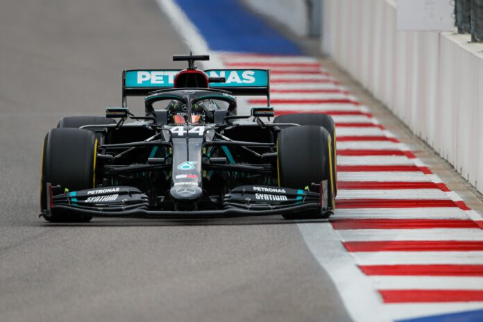 Lewis Hamilton, Mercedes, racingline