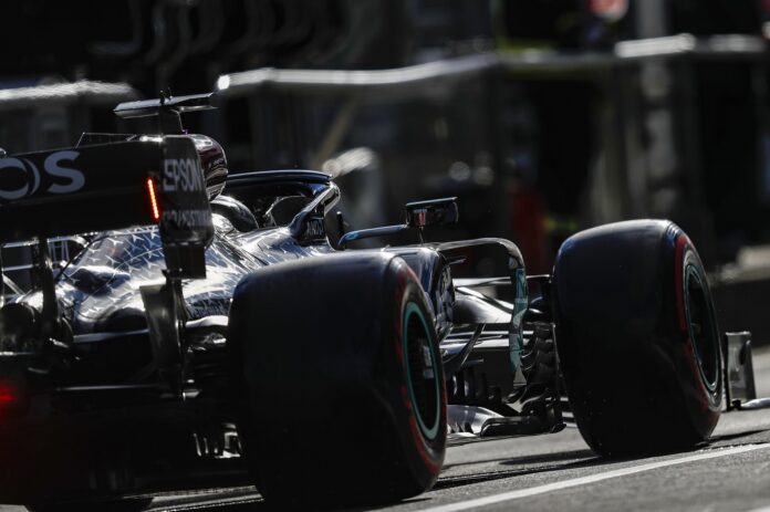 Lewis Hamilton, Mercedes, racingline