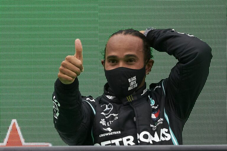 Lewis Hamilton, Mercedes, racingline
