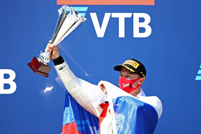 Nikita Mazepin, hitech