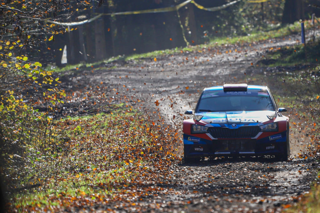 Rally Hungary: Lengyel siker a villanyfényes prológon