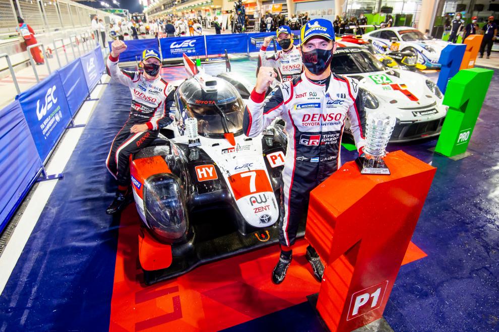 Az „esélytelenebb” Toyota fordított, Kobayashi és López WEC bajnok!