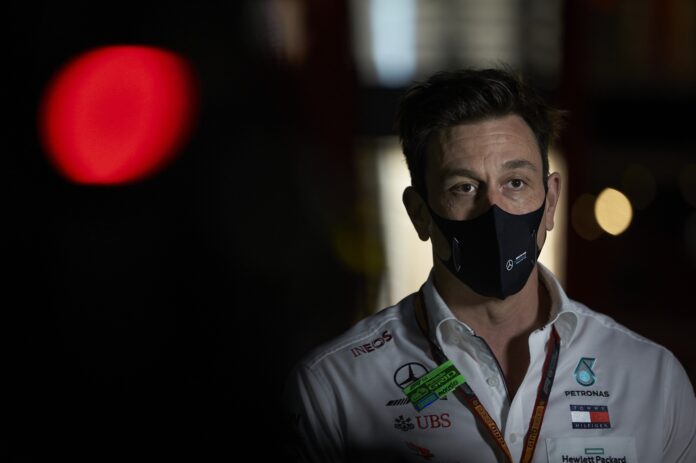 Toto Wolff, Mercedes, racingline