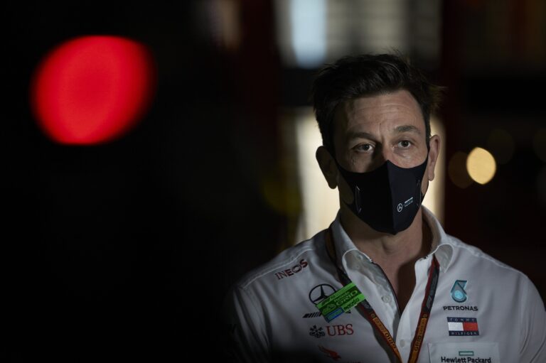 Toto Wolff, Mercedes, racingline