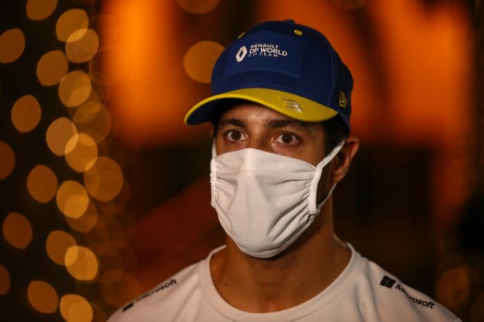 Daniel Ricciardo, Renault, racingline