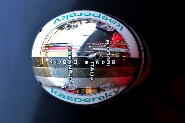 Sebastian Vettel, Ferrari, racingline