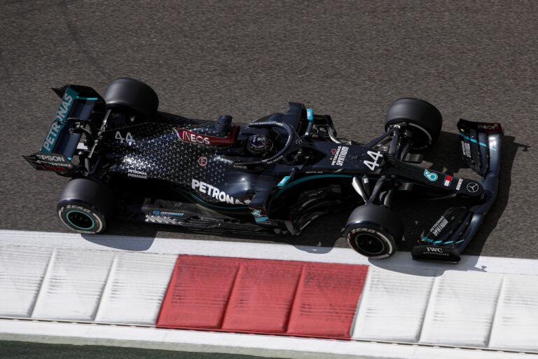 Mercedes, racingline