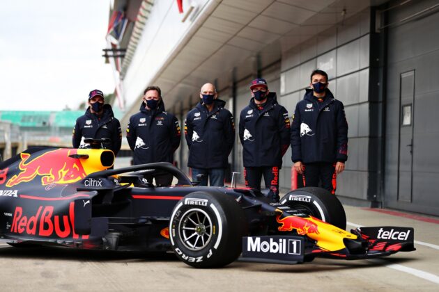 Sergio P&eacute;rez, Max Verstappen, Christian Horner, Adrian Newey, Alex Albon, Red Bull