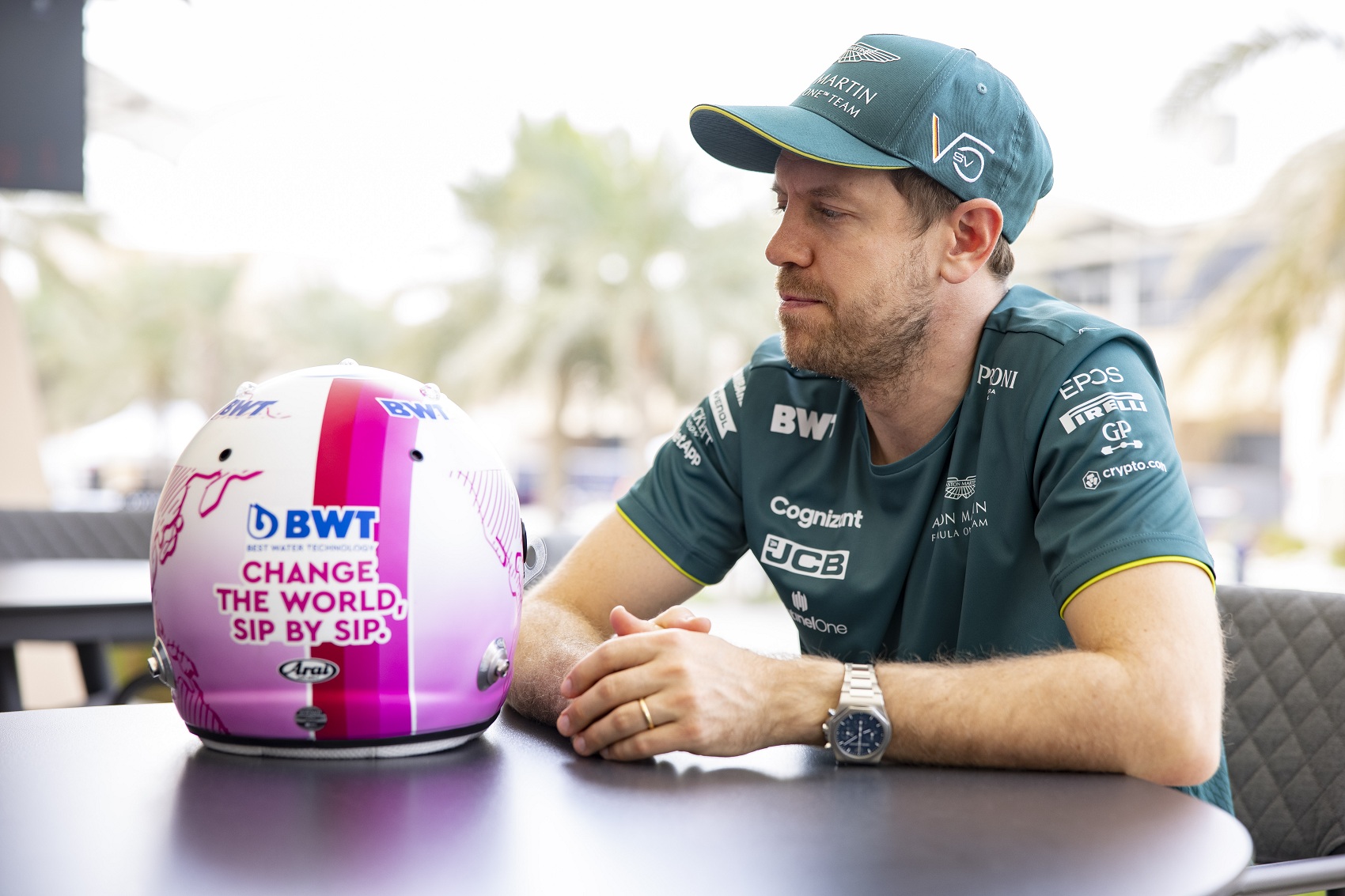 Vettel nem örül, hogy nem volt szivárványos a stadion a német-magyar meccsen