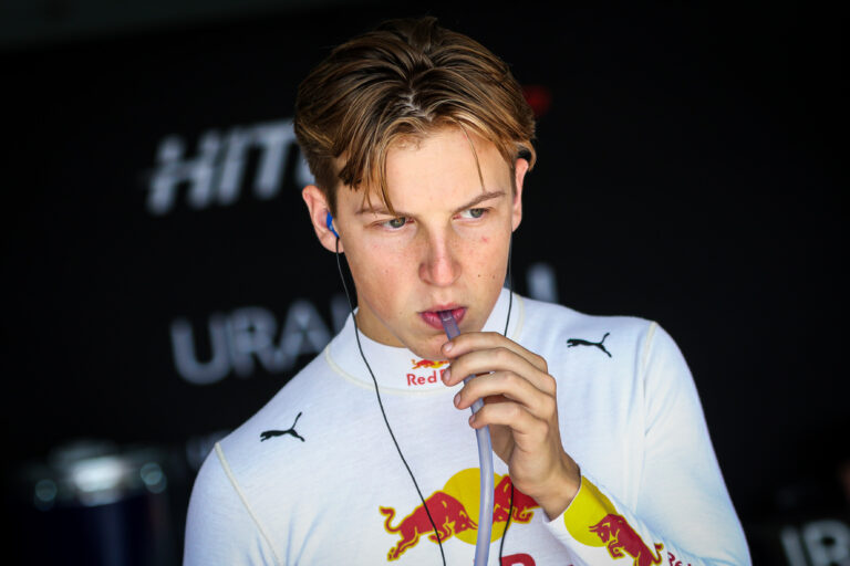 Liam Lawson, Red Bull