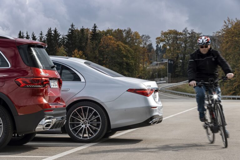 Mercedes, közlekedés