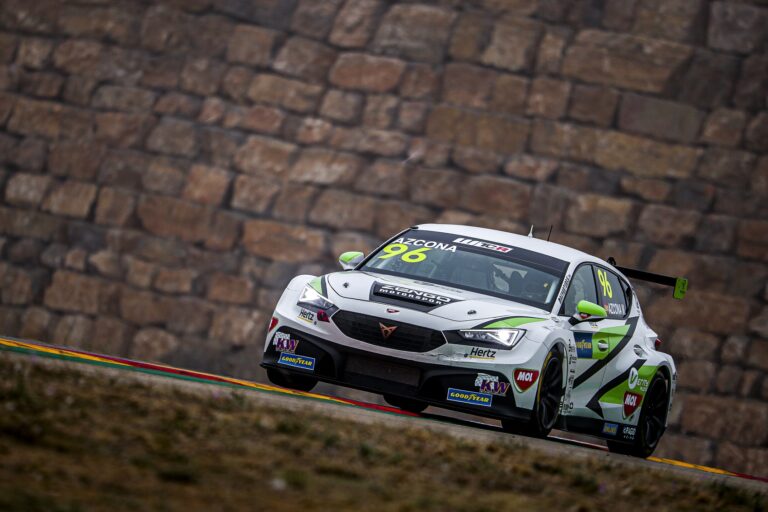 Mikel Azcona, Zengő Motorsport, Cupra, WTCR, racingline.hu